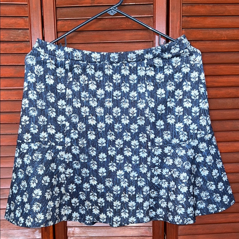 MICHAEL Michael Kors Floral A-Line Skirt in Navy and Cream Size 4 NWOT